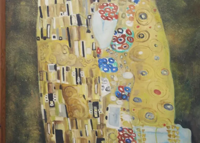 The Bllok Spot 地拉那